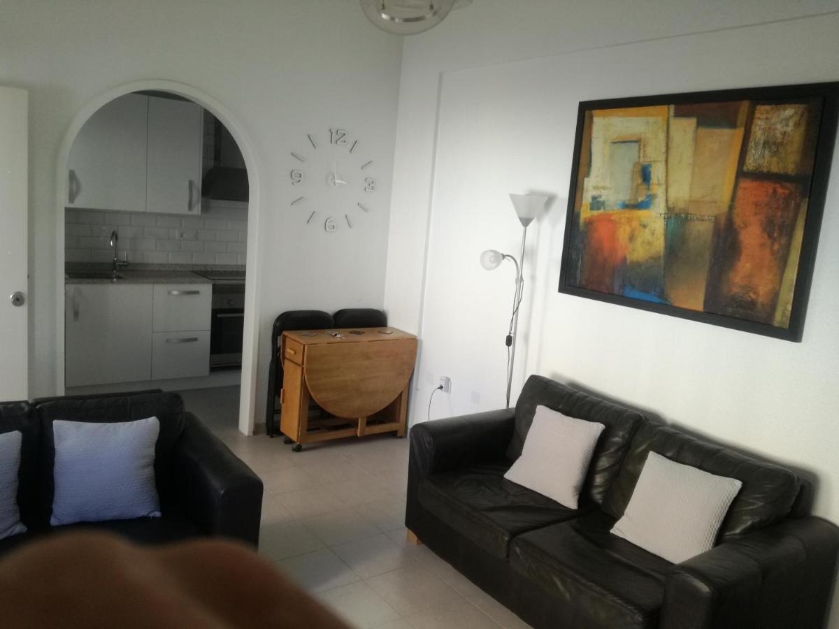 2 Bedroom Newly Renovated Bungalow Close To Bars & Restaurants Los Alcázares Esterno foto
